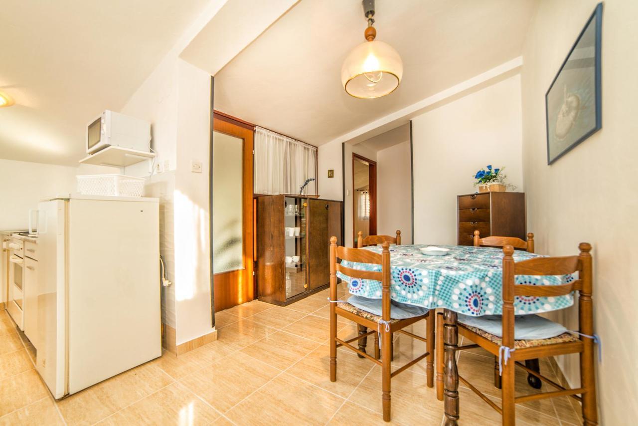 Apartments Marija 821 Pula Exterior foto